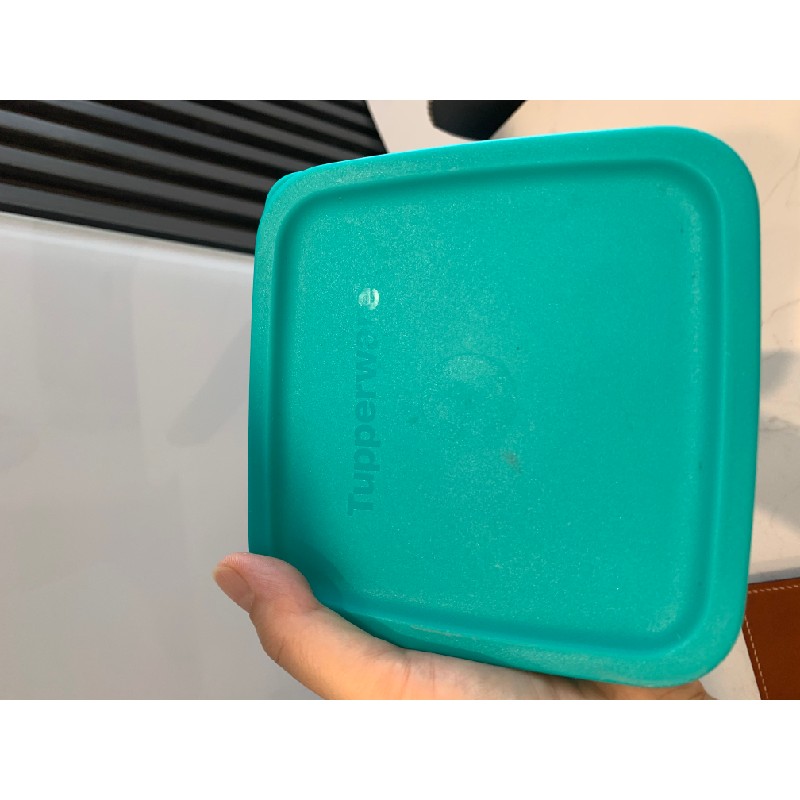 Hộp Tupperware 827