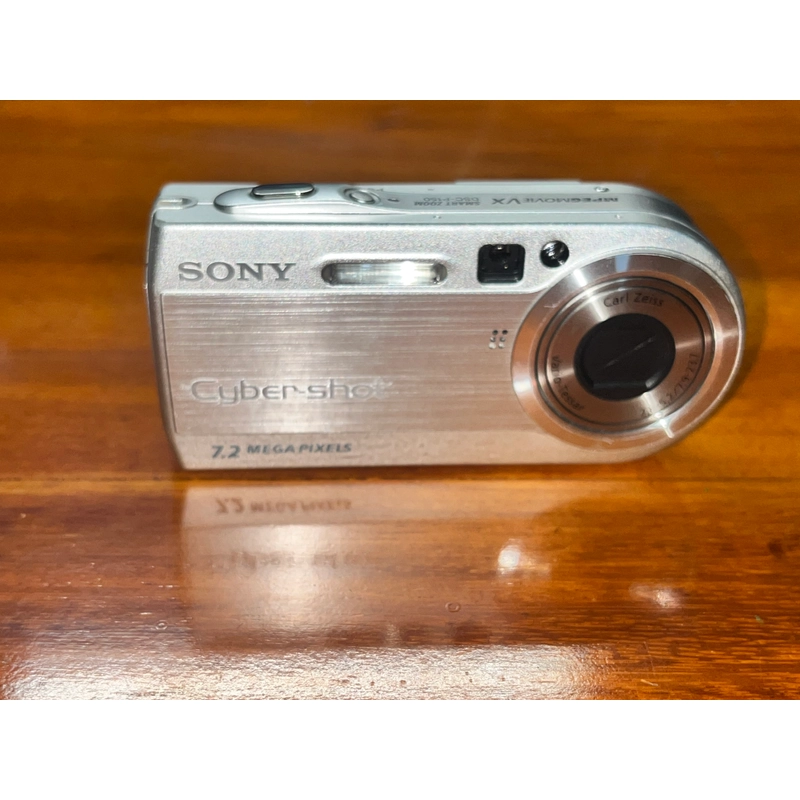 Sony Cybershot DCS P150 7.1megapixel 366968