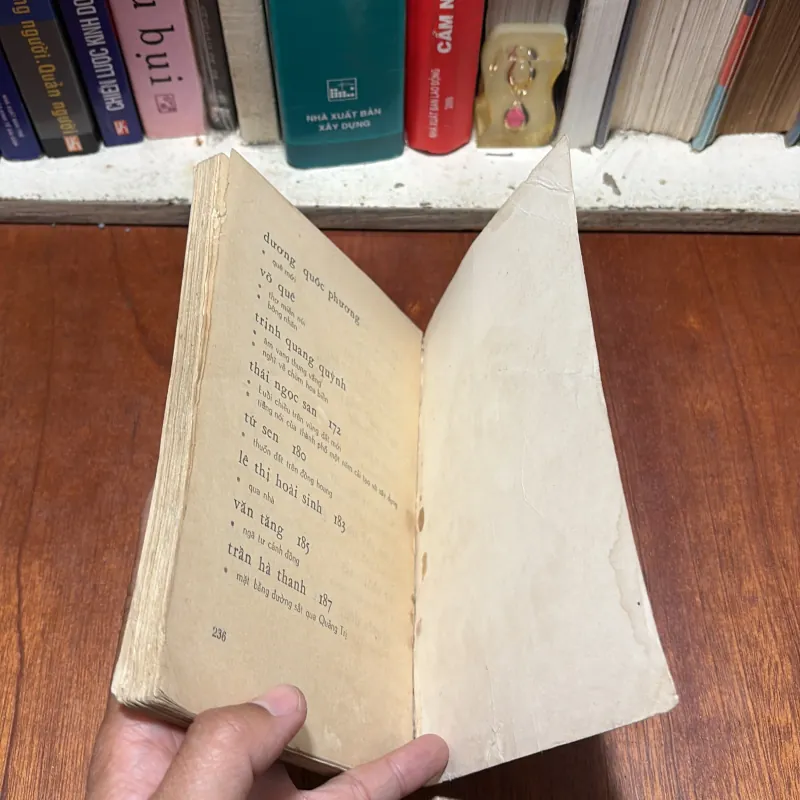 [Sách 7x] - II Thơ: Hành Khúc Mới - Nhiều Tác Giả - 1977 797104