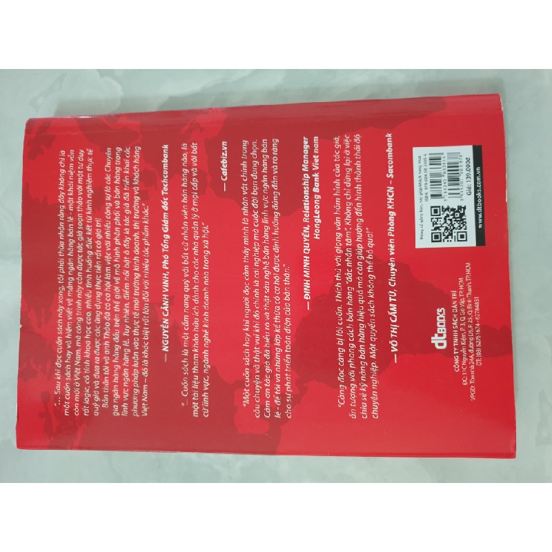 Sách Đừng Cố gắng bán, Hãy giúp Khách hàng mua 6786