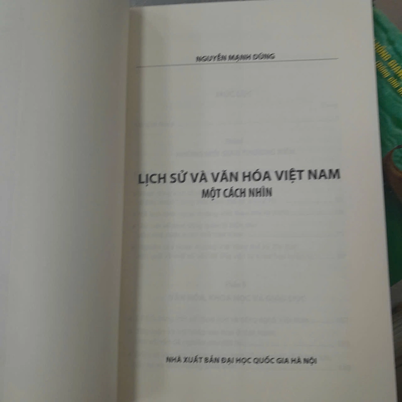 LỊCH SỬ VÀ VĂN HÓA VIỆT NAM - MỘT CÁCH NHÌN - NGUYỄN MẠNH HÙNG 541940