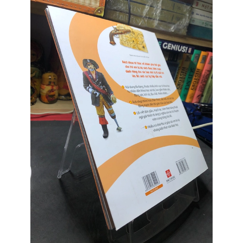 Cướp biển 2020 bách khoa trẻ em mới 80% bẩn nhẹ Deborah Lock HPB2206 SÁCH VĂN HỌC 915929