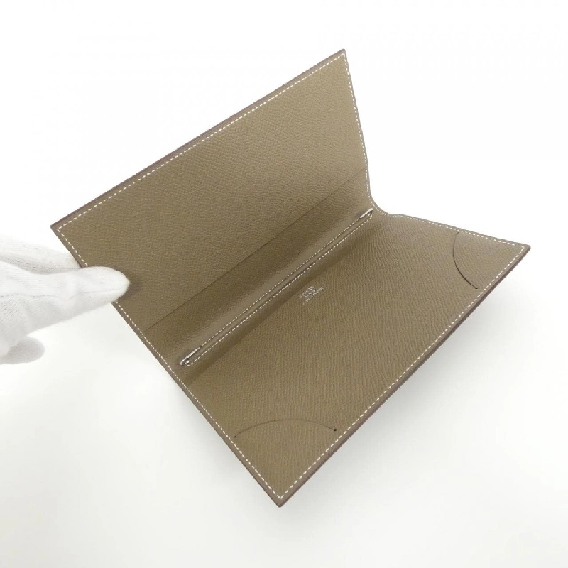 Tổ chức Hermes Agenda Vision 038540CA 624672