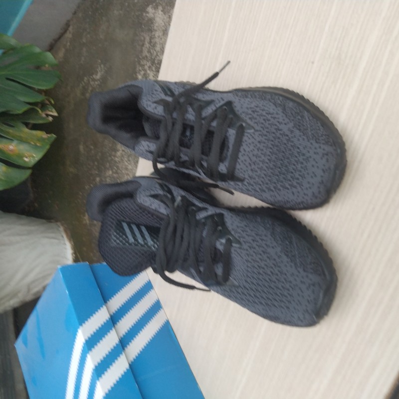 Giày adidas nữ màu xám.đen  size 36 73128