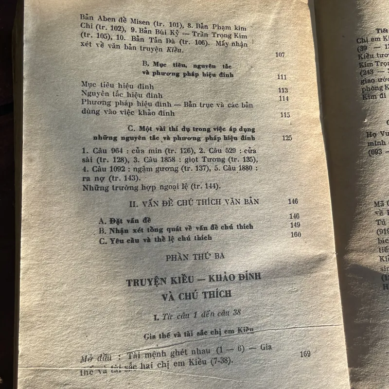 TRUYỆN KIỀU - NGUYỄN THẠCH GIANG KHẢO ĐÍNH VÀ CHỦ THÍCH (phụ bản in màu) 702056