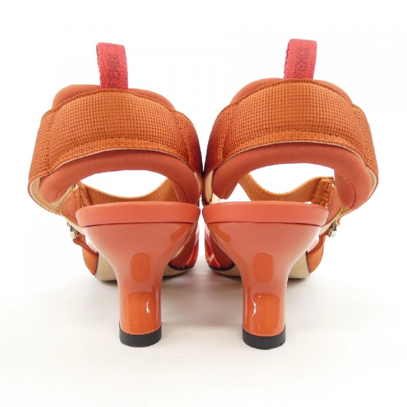 Giày cao gót FENDI Colibri Slingback - Hàng hiệu Chính hãng 829238