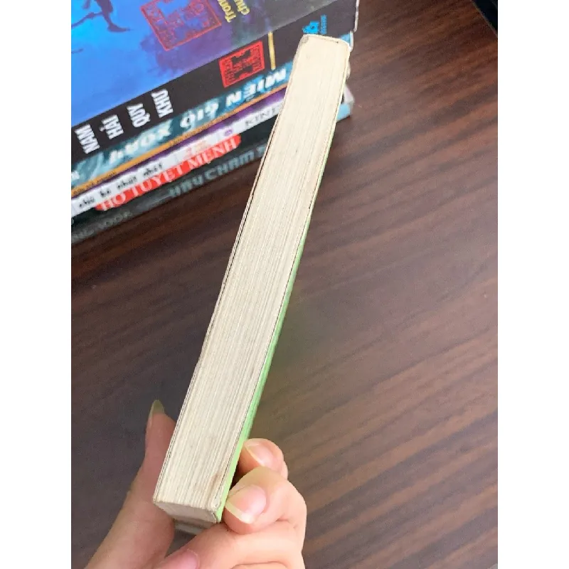 Nghệ thuật lấy lòng khách hàng – Michael J. Maher 559585