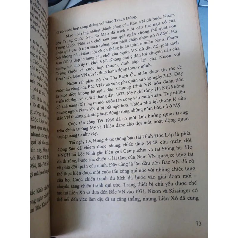 TỪ TÒA BẠCH ỐC ĐẾN DINH ĐỘC LẬP - NGUYỄN TIẾN HƯNG, JERROLD L. SCHECTER 1005261