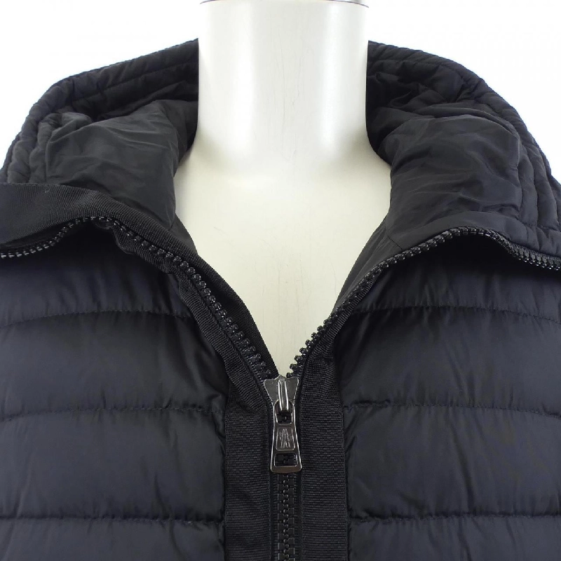 Moncler MONCLER 20919402800 Áo khoác lông - Hàng hiệu Chính hãng 890590
