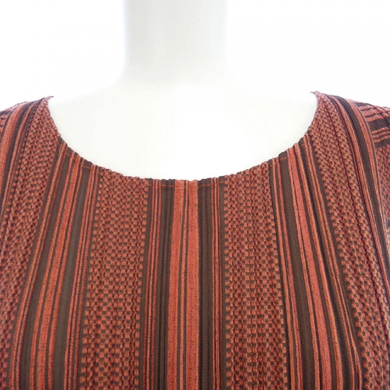 Pleats Please PLEATS PLEASE Áo thun 636385