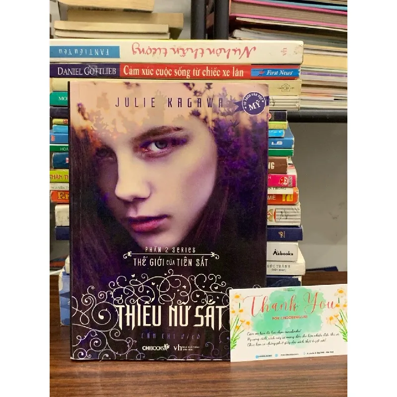 Thiếu nữ sắt- Julie kagawa 598613