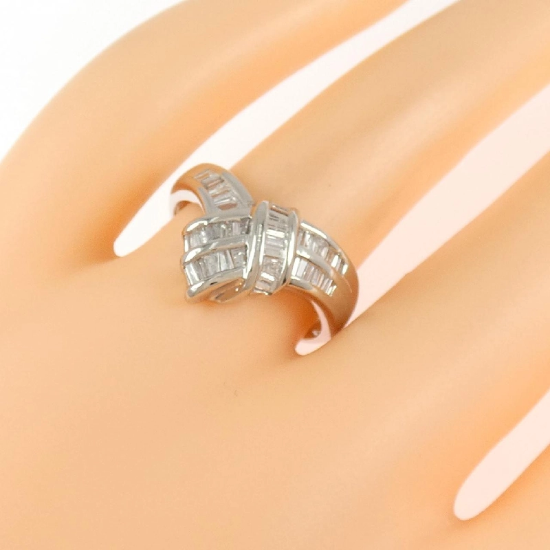 Nhẫn kim cương PT900 0.57CT 669440