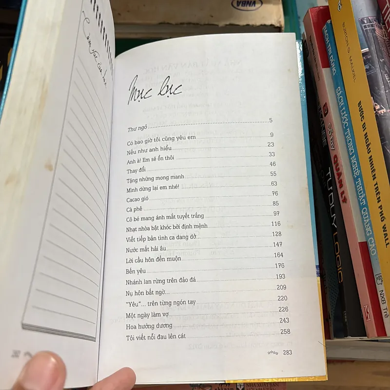 II Sách Tình Yêu: Em Yêu Anh _ Dù Ngày Mai Có Ra Sao - 2012 698006