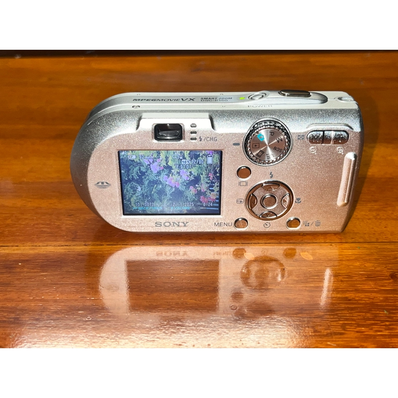 Sony Cybershot DCS P150 7.1megapixel 366968