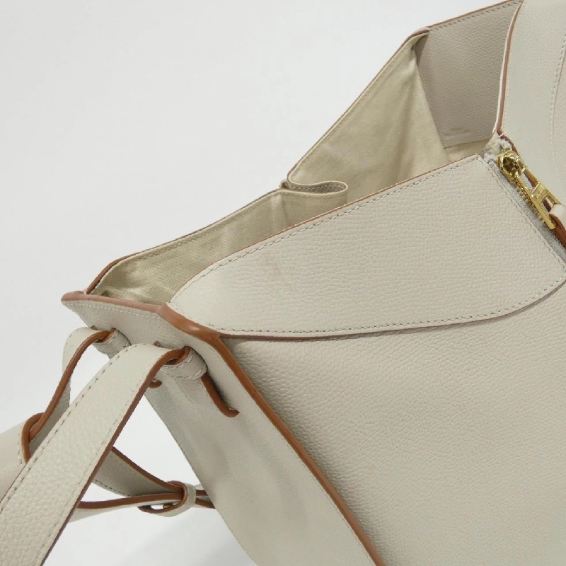 Túi xách vai Loewe Hammock Small A538S35X18 609520