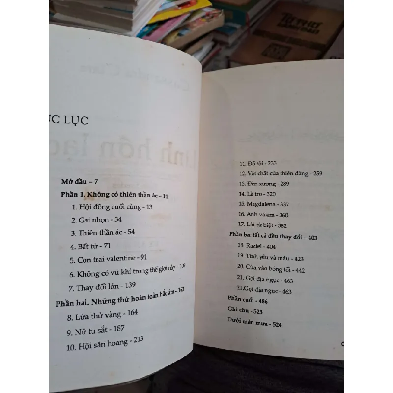 Linh hồn lạc - Clare - 2015 mới 80% ố - VĂN HỌC - HCM0111 629156