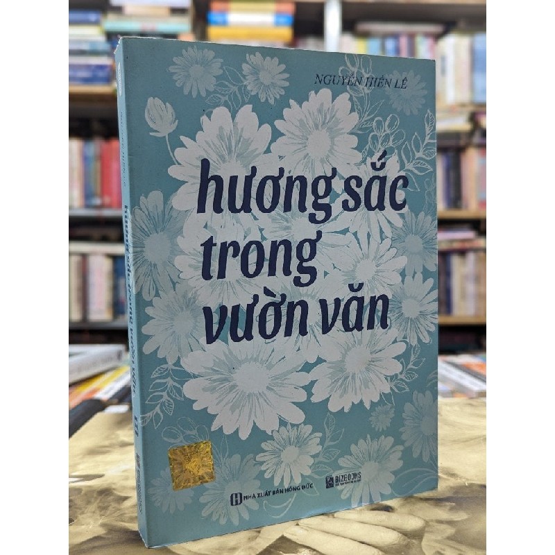 HƯƠNG SẮC TRONG VƯỜN VĂN - NGUYỄN HIẾN LÊ 120198