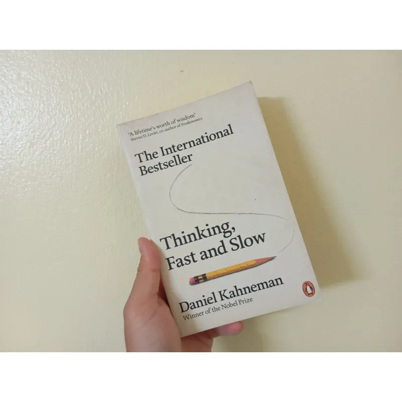 Thinking fast and slow, english book sách tiếng Anh  996592