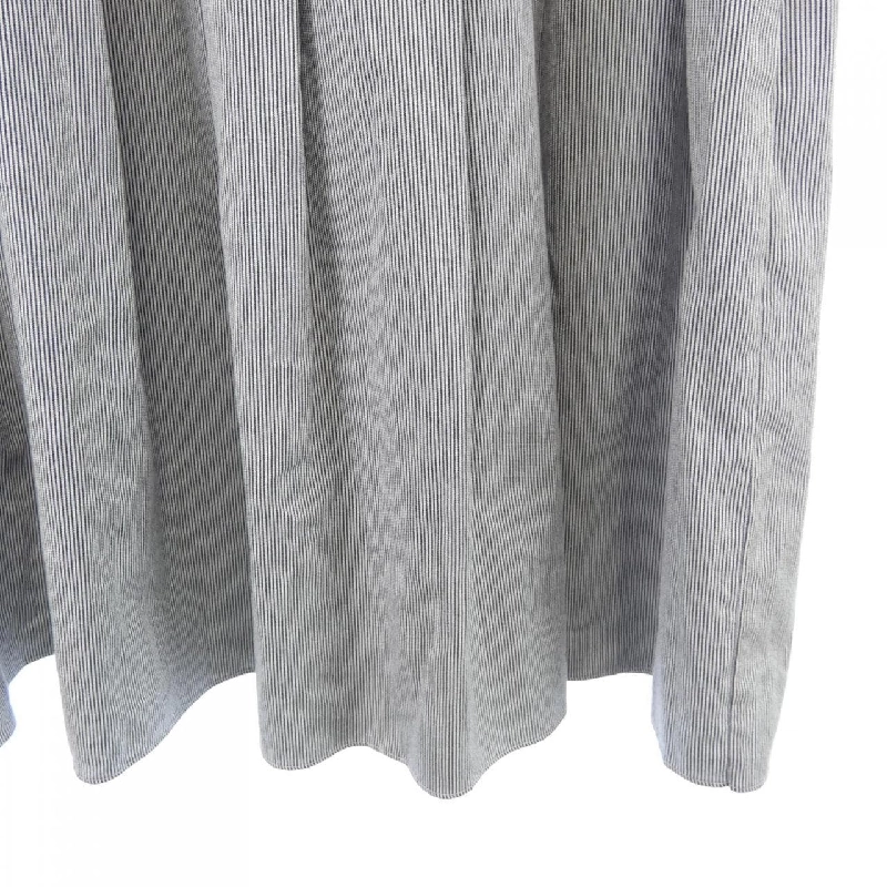 Váy ngủ CELINE bằng vải seersucker 2J441191I 647593