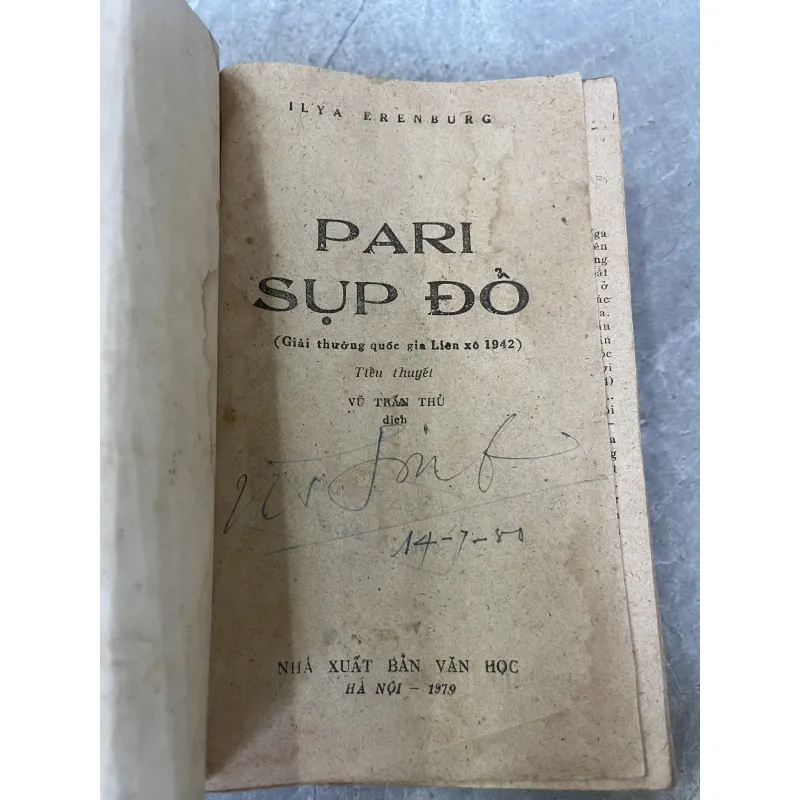 PARI SỤP ĐỔ - VŨ TRẤN THỦ 785774