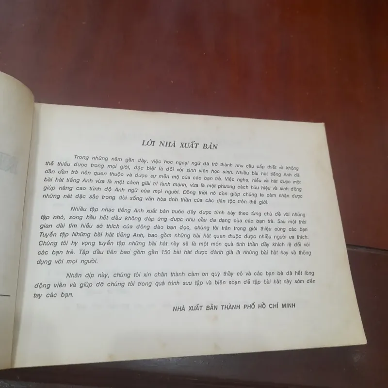 Tuyển tập NHỮNG BÀI HÁT TIẾNG ANH, tập 1 731619