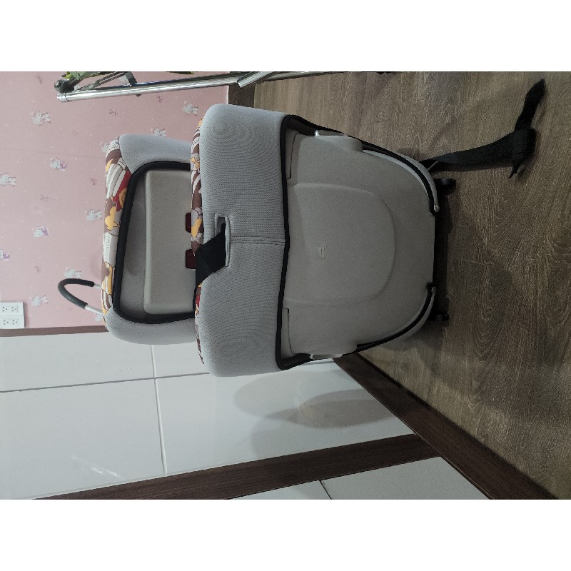 Ghế gắn xe oto cho bé 6 tháng đến 6 tuổi, ngàm isofix, chilux funny 24198