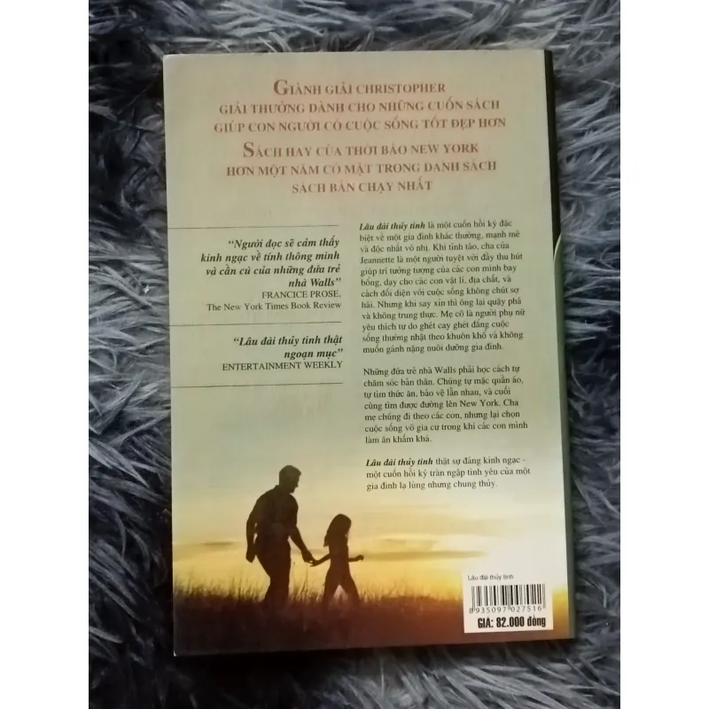 Lâu đài Thủy Tinh (Jeannette Walls) 957636