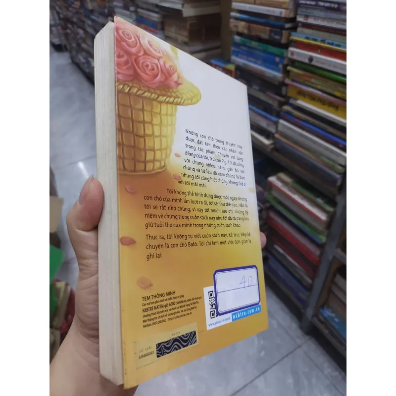 Sách: Con chó nhỏ mang giỏ hoa hồng (B1) 717540