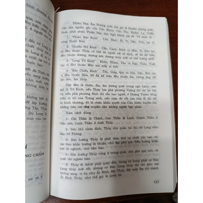 ĐỊA LÝ TOÀN THƯ - BIÊN DỊCH: LÊ KHÁNH TRƯỜNG 542981