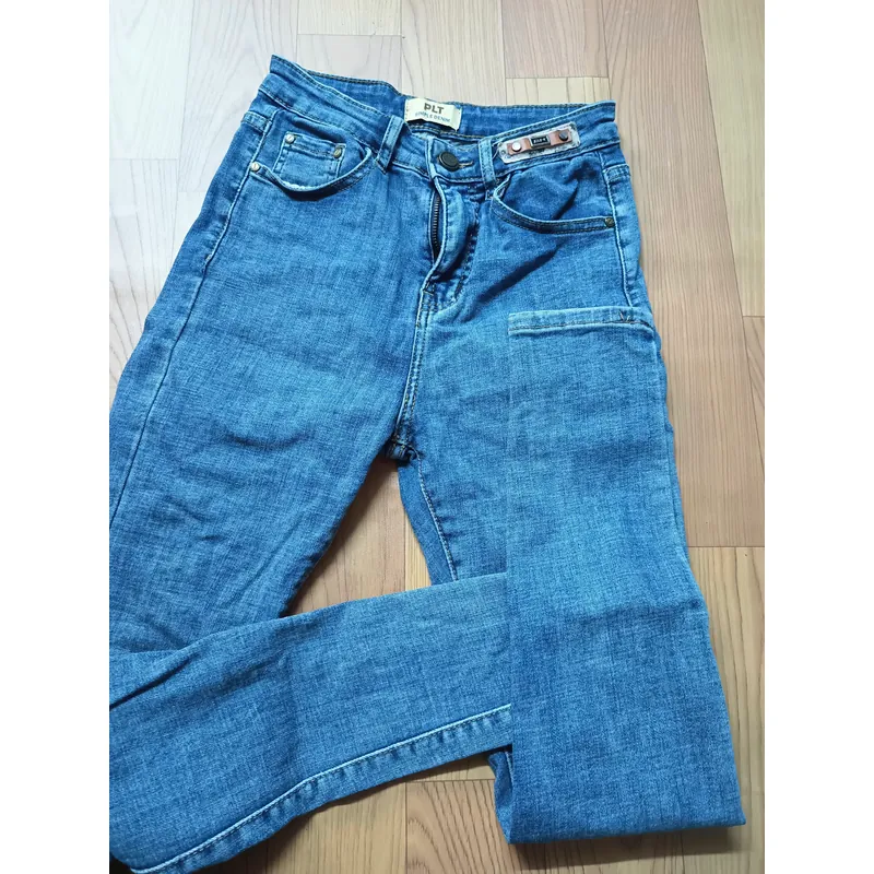 Quần jean (4 cái) 689774