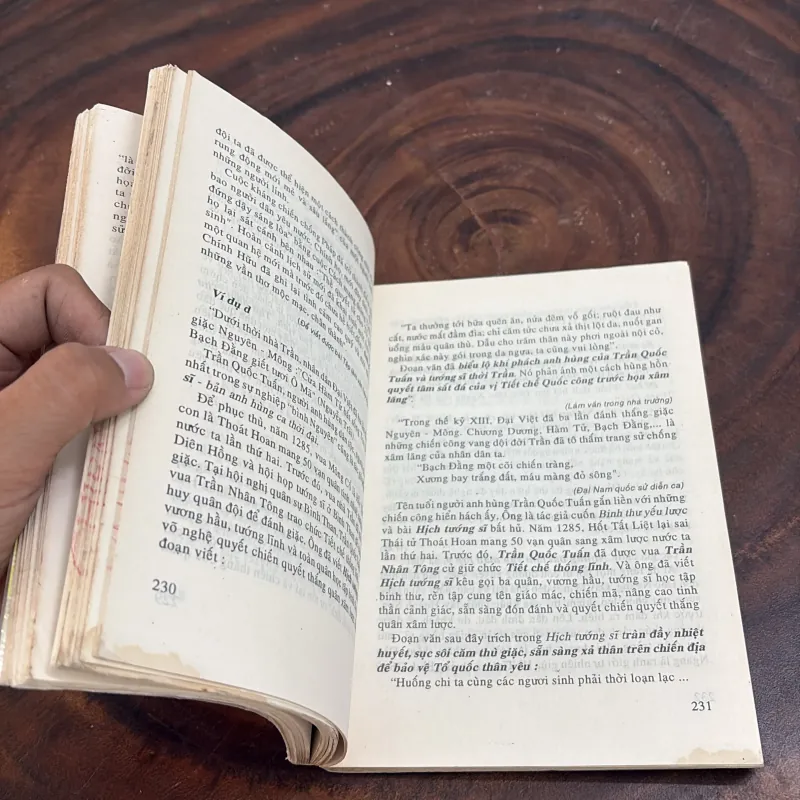 II Văn Học: Tập Làm Văn Trung Học Cơ Sở - Tạ Đức Hiển - 1998 1010364