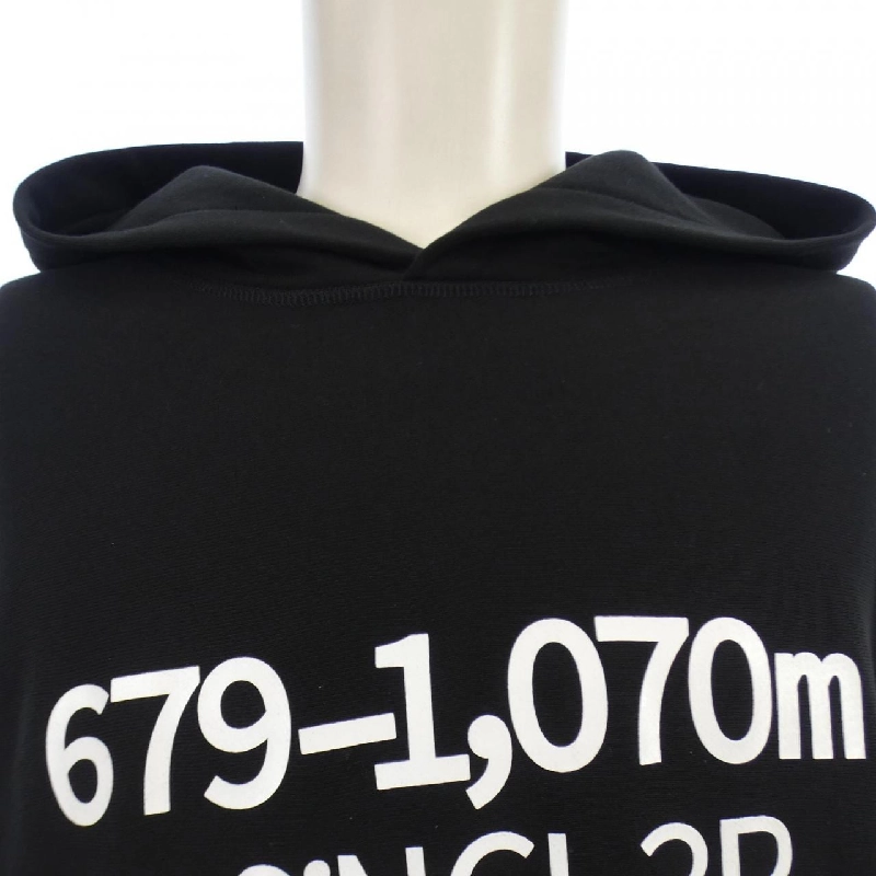 Áo khoác MONCLER GENIUS - Hàng hiệu Authentic 902679