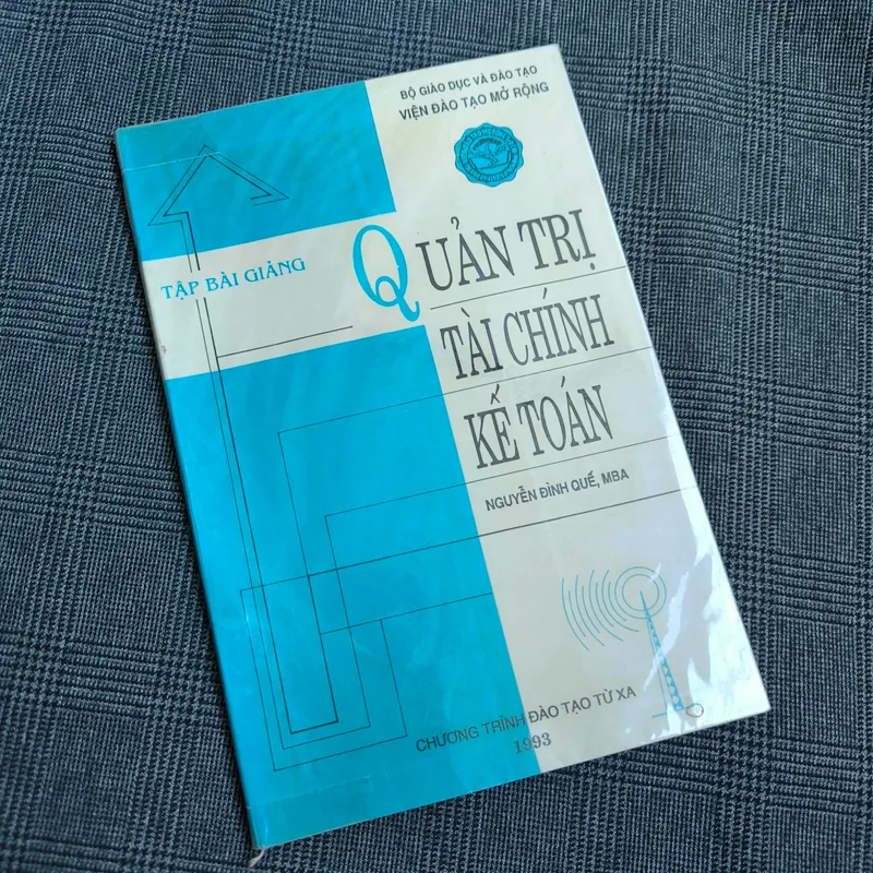 Tập bài giảng quản trị tài chính kế toán  1993 592385