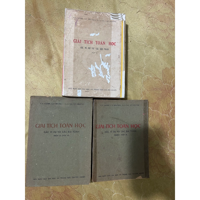 GIẢI TÍCH TOÁN HỌC - CÁC VÍ DỤ VÀ CÁC BÀI TOÁN(2 tập- 3 cuốn)- Y.Y LIASKO VÀ CÁC CỘNG SỰ 543637