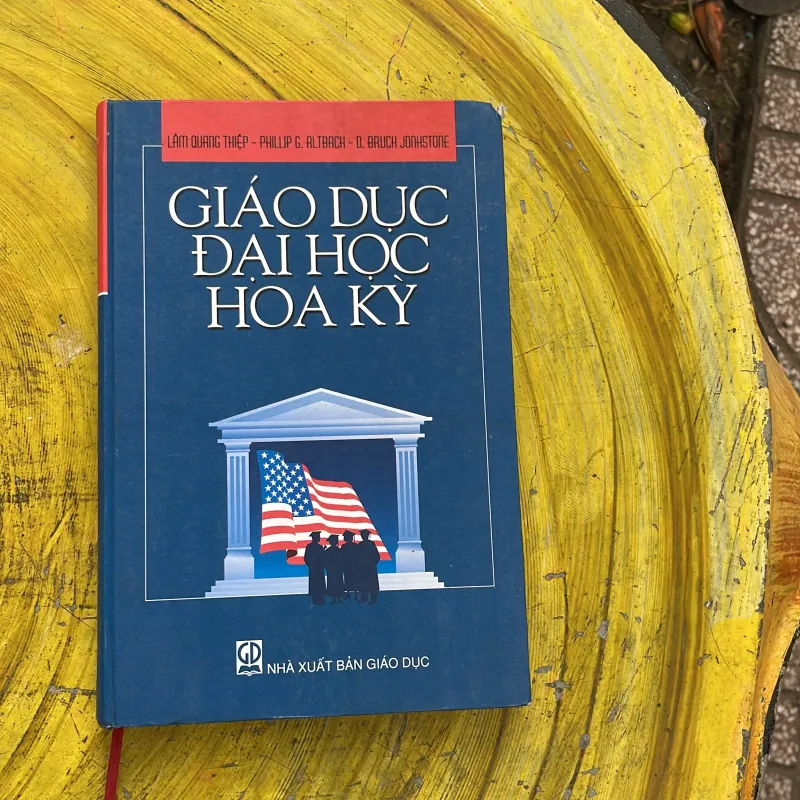 GIÁO DỤC ĐẠI HỌC HOA KỲ - bìa cứng - 2006 796777