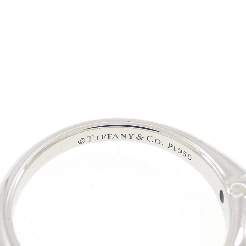 Nhẫn Solitaire Cổ Điển Tiffany 0.21CT - Hàng hiệu Chính hãng 834581