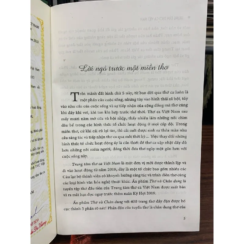 Thơ và chân dung tập 1- Trung tâm thơ ca Việt Nam 674825