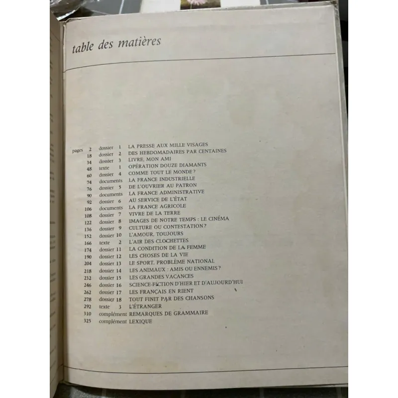 SÁCH TIẾNG PHÁP La France En Direct 3 -J. & G. CAPELLE G. QUENELLE F. GRAND CLEMENT 556903