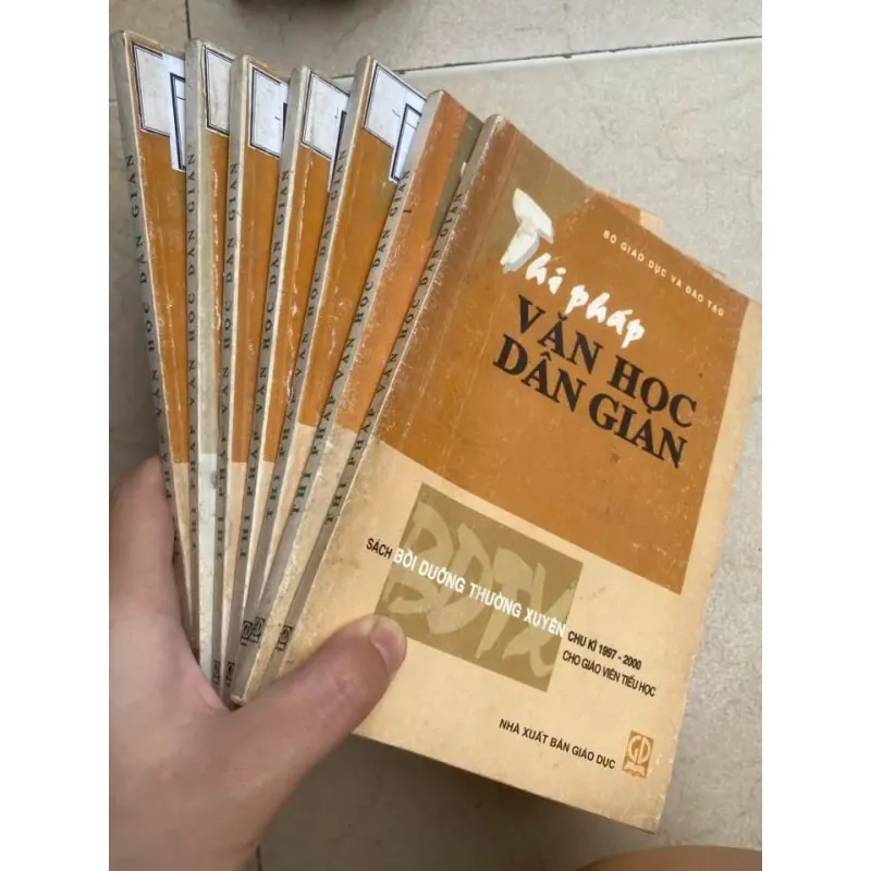 THI PHÁP VĂN HỌC DÂN GIAN  745914