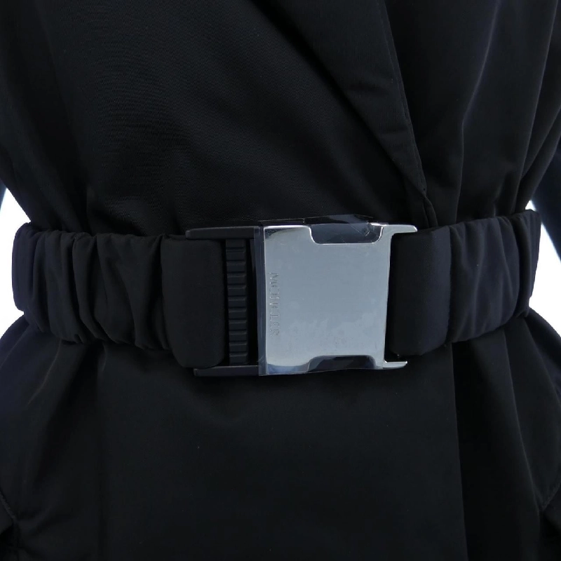 Áo khoác lông vũ MONCLER 638832