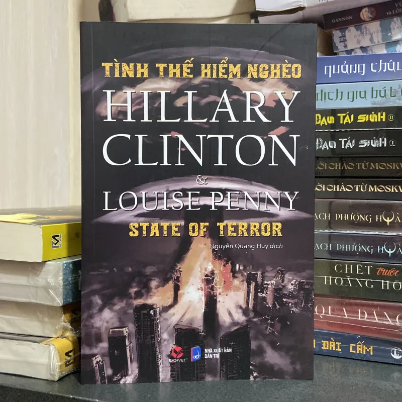 Tình thế hiểm nghèo - Hillary Clinton Louise Penny 974541