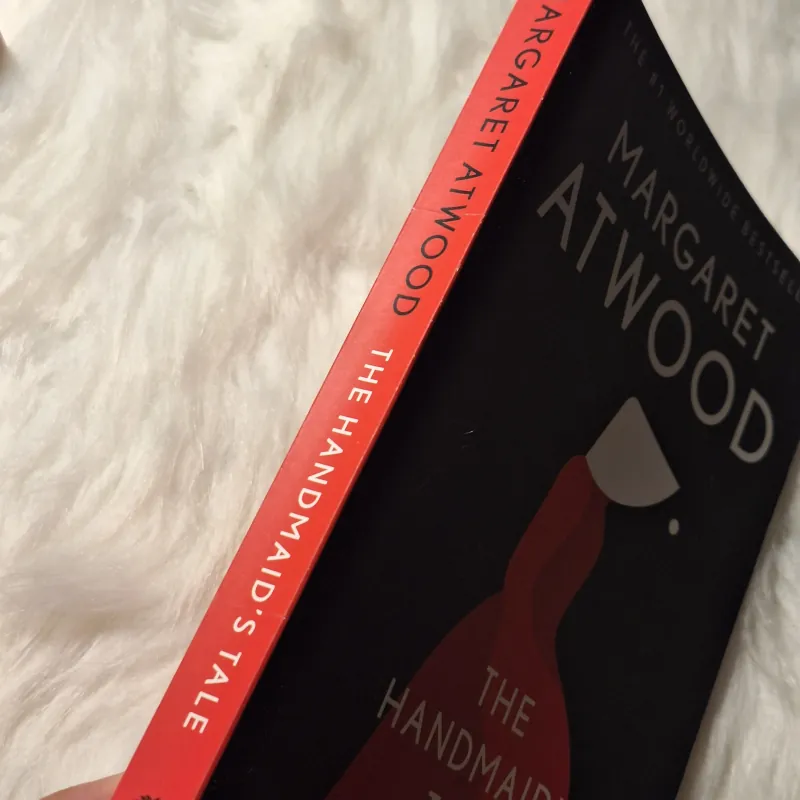 Margaret Atwood - The Handmaid Tales 957148