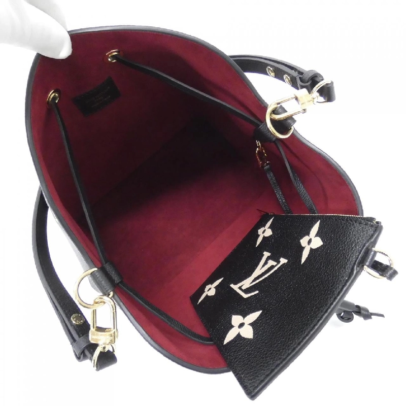 Túi đeo vai Louis Vuitton Monogram Bicolor Empreinte Neo Noé MM M45497 608602