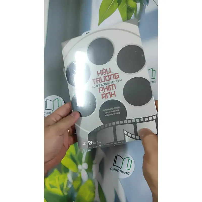 [MIỄN PHÍ BỌC SÁCH] [SEAL] Hậu Trường Phim Ảnh - Lữ Đắc Long & Việt Linh 798864