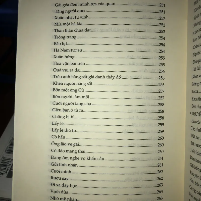 Văn đàn bảo giám - Trần Trung Viên 763095