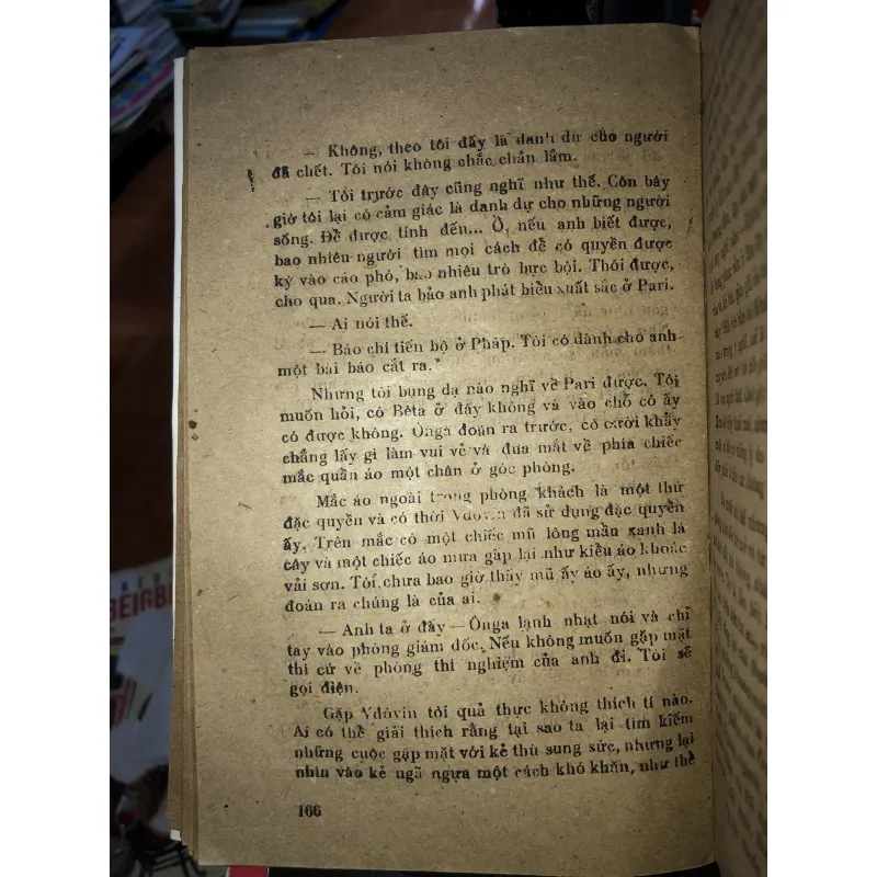 Thao thức - Alêchxanđrơ Krôn 792311