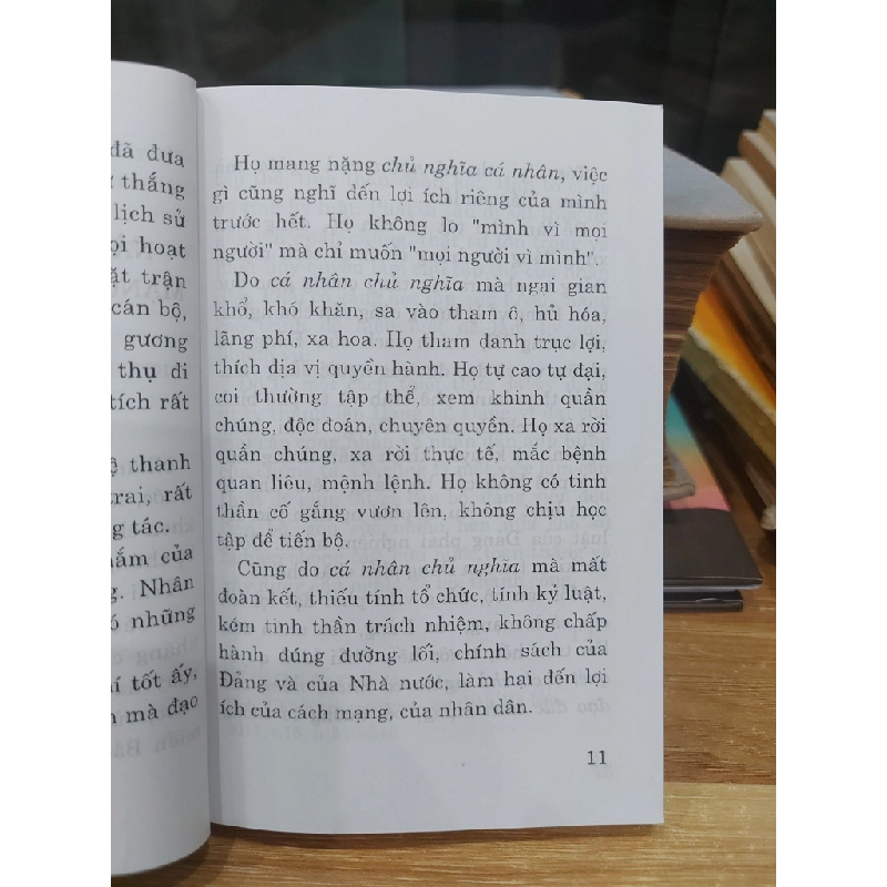 NÂNG CAO ĐẠO ĐỨC CÁCH MẠNG, QUÉT SẠCH CHỦ NGHĨA CÁ NHÂN 552918