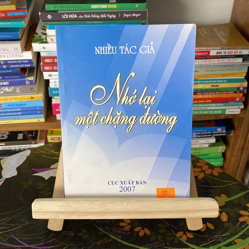 Nhớ lại một chặng đường 674356