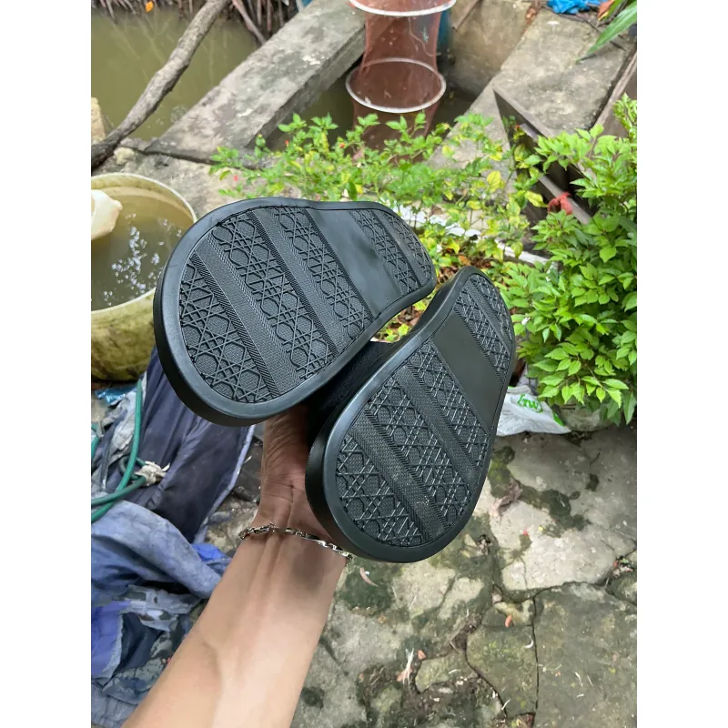 DÉP DA NAM KHÂU ĐẾ SIZE 41 NHƯ MỚI 674552