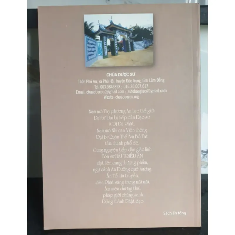 Sách Tam Quy và Ngũ Giới - Hải Triều Âm Thuyết Giáng 2560-2016 mới 674695